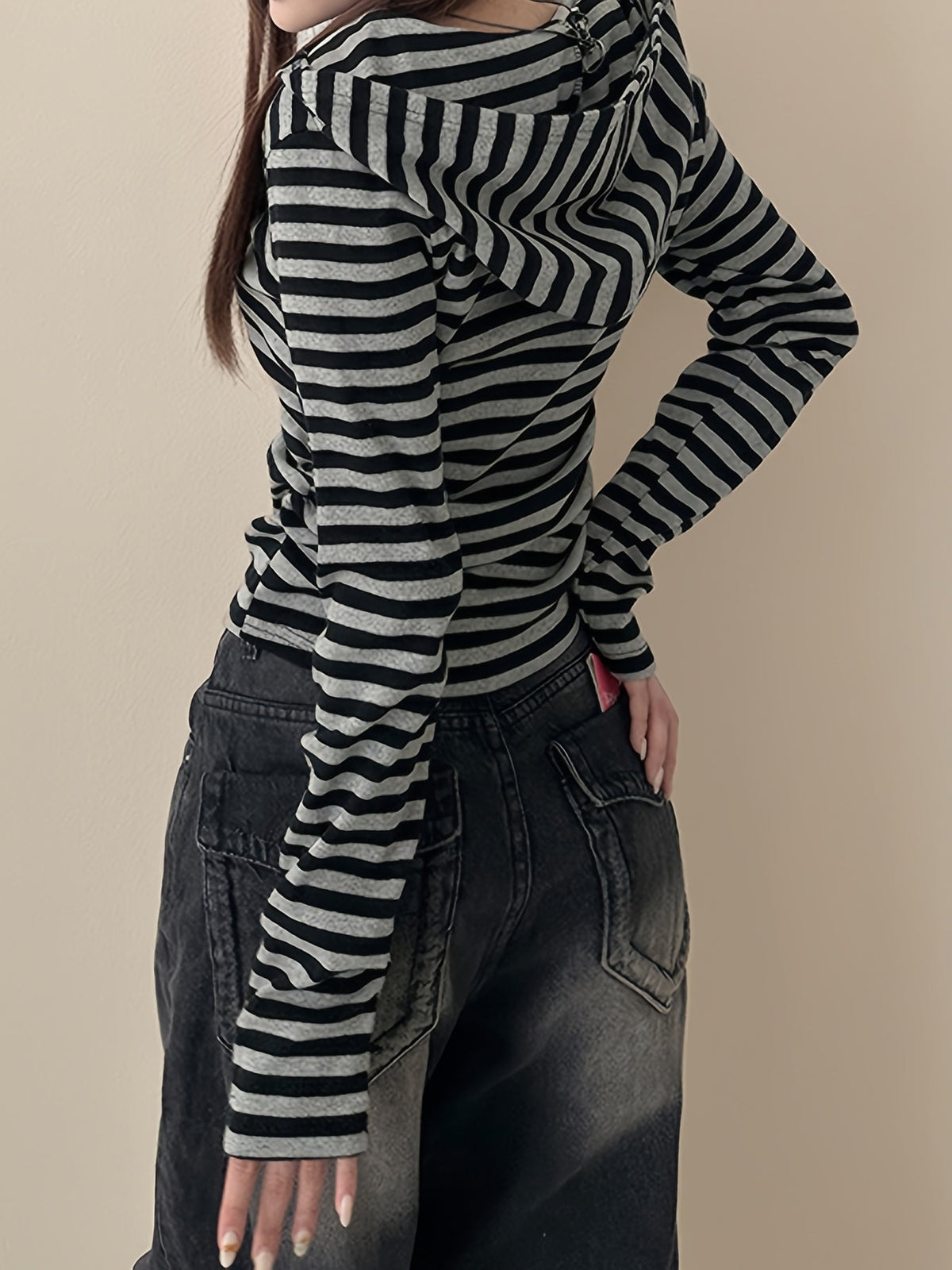 Damen Langarmshirt gestreift mit V-Ausschnitt und Knopfleiste