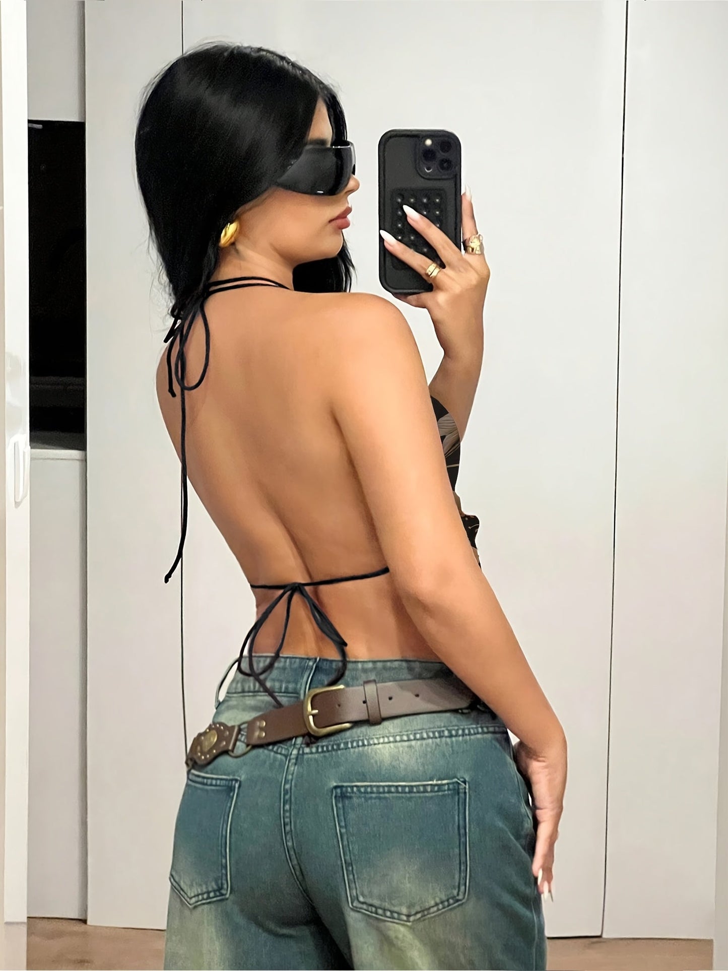 Damen Body mit Blumenmuster und tiefem Ausschnitt – Modischer Einteiler für trendige Freizeit-Looks