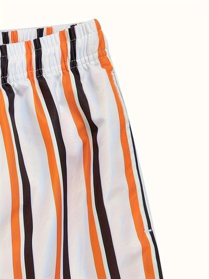 Herren Badeshorts im modernen Streifen-Design – Freizeit & Strandmode