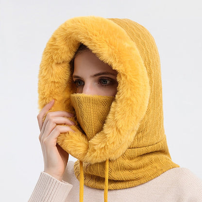 Gestrickte Balaklava-Haube mit Kunstpelz-Futter und Gesichtsschutz