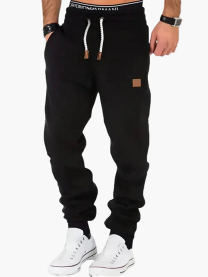 Herren Jogginghose im sportlichen Slim-Fit Design
