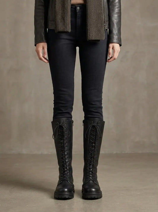Schwarze kniehohe Schnürstiefel mit Profilsohle für Damen