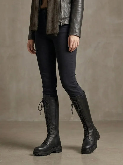 Schwarze kniehohe Schnürstiefel mit Profilsohle für Damen