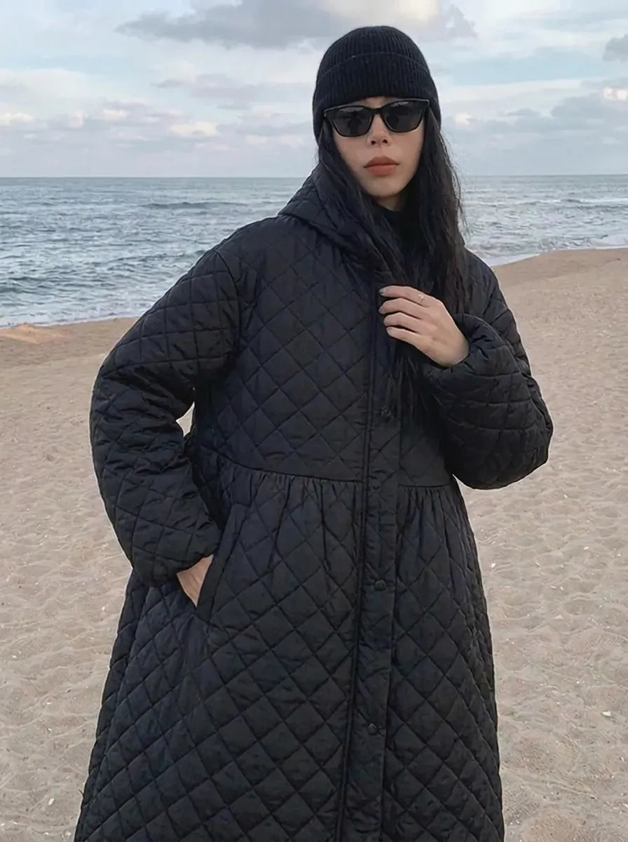 Damen Steppmantel Schwarz mit Kapuze Langer Wintermantel Gesteppte Jacke