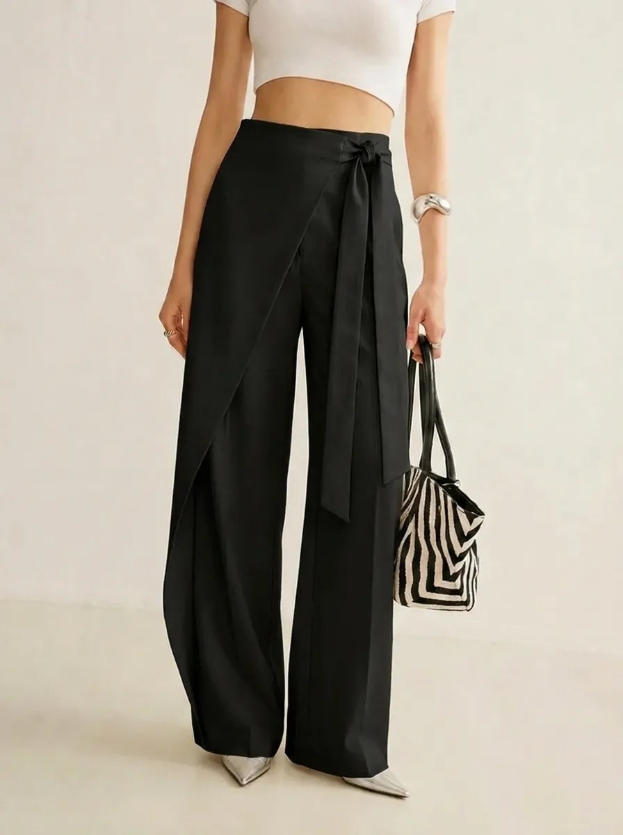 Damen Weite Hose mit Wickeldetail und Bindegürtel Apricot
