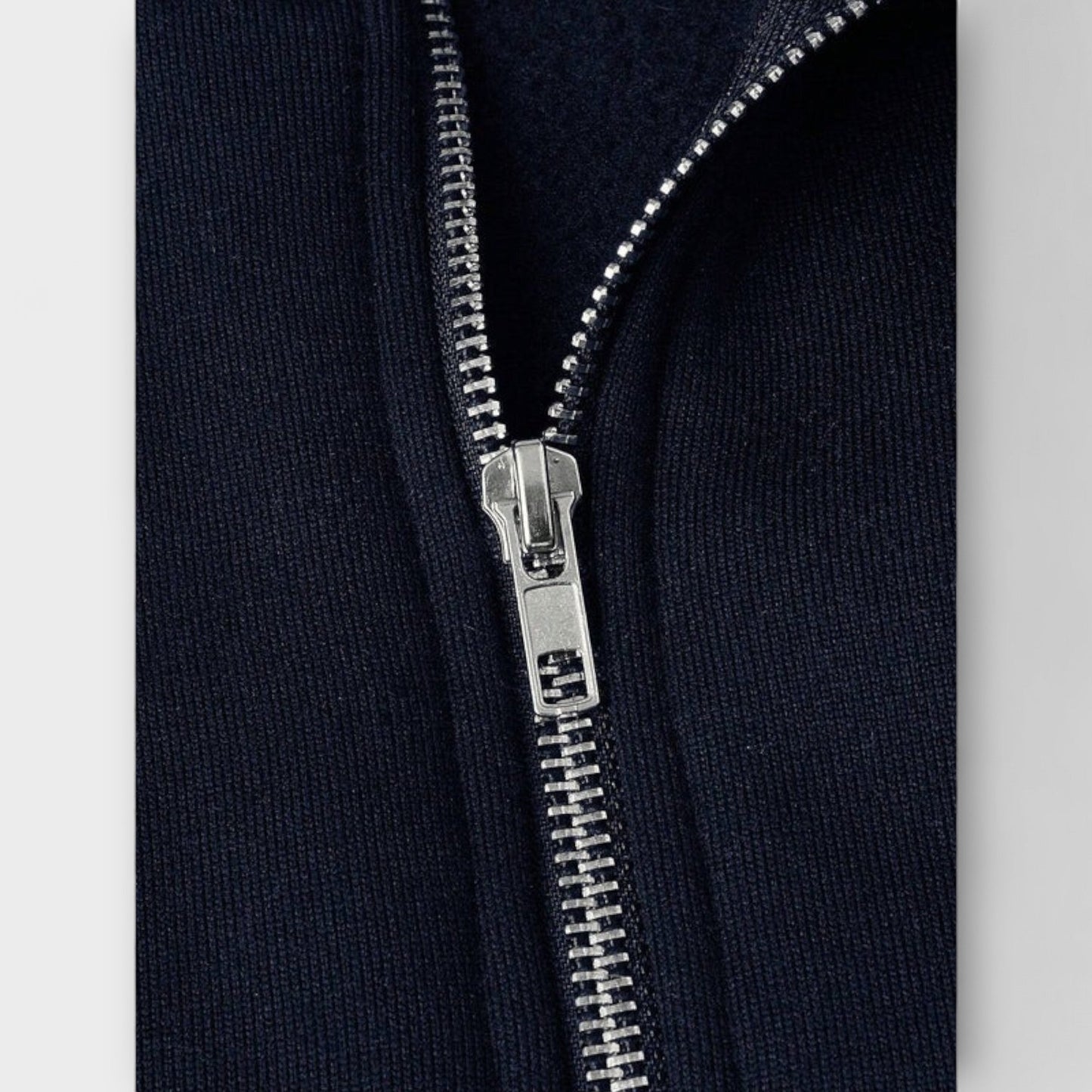 Herren Halb-Zip Pullover – Bequemer Freizeit- & Alltags-Sweater
