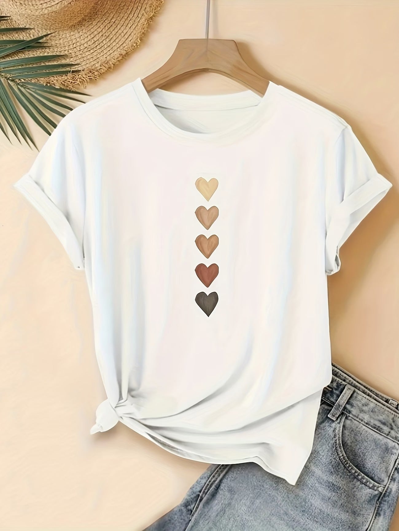 Damen T-Shirt mit Herzen-Print – Modisches Freizeitshirt mit Sommer-Style