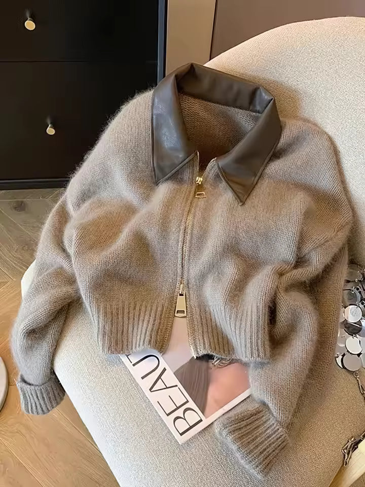 Damen Strickjacke mit Kunstlederkragen und Reißverschluss – Modischer Urban Style