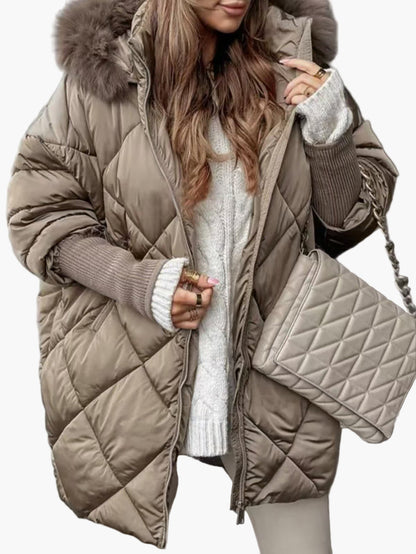 Damen Steppjacke Wintermode mit Kapuze – Eleganter Outdoor Mantel für kalte Tage