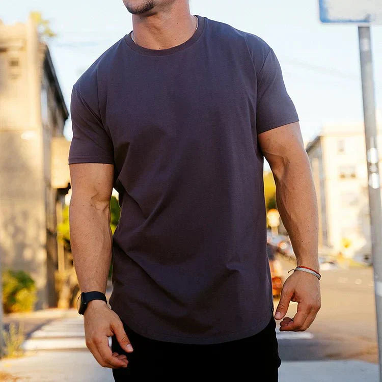 Herren Muskel-Fit Trainingsshirt – Sportliches Freizeitshirt mit athletischem Schnitt
