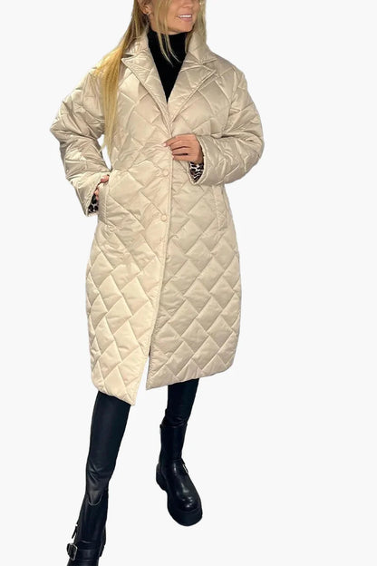 Damen Steppmantel im Wendedesign – Eleganter Wintermantel mit Leo-Print, modisch & warm für Alltag und Freizeit