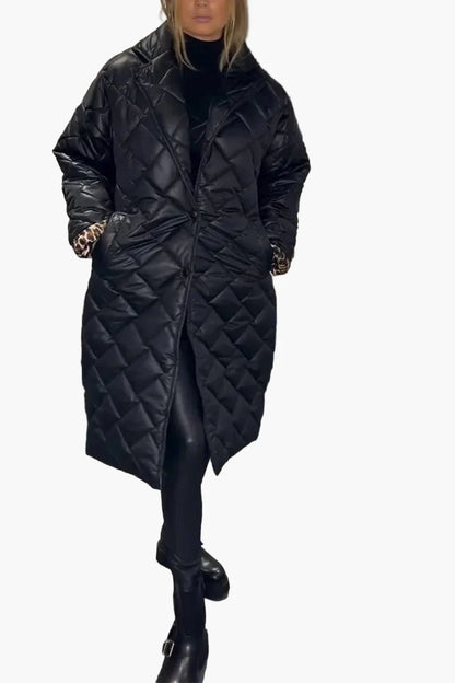 Damen Steppmantel im Wendedesign – Eleganter Wintermantel mit Leo-Print, modisch & warm für Alltag und Freizeit