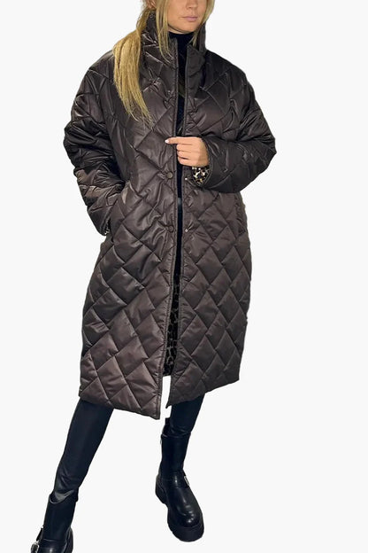 Damen Steppmantel im Wendedesign – Eleganter Wintermantel mit Leo-Print, modisch & warm für Alltag und Freizeit