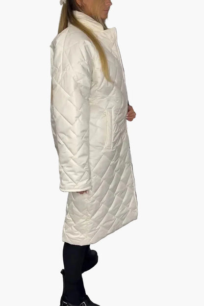 Damen Steppmantel im Wendedesign – Eleganter Wintermantel mit Leo-Print, modisch & warm für Alltag und Freizeit