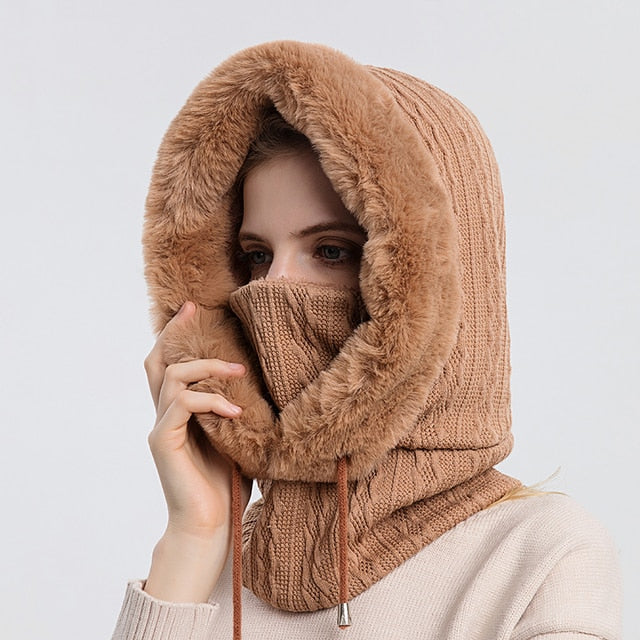 Gestrickte Balaklava-Haube mit Kunstpelz-Futter und Gesichtsschutz