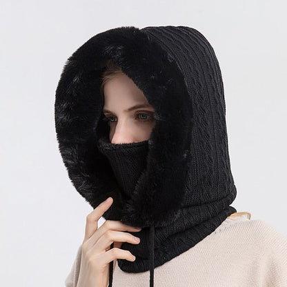 Gestrickte Balaklava-Haube mit Kunstpelz-Futter und Gesichtsschutz