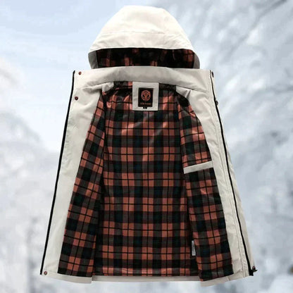 Herren Winter Outdoor Jacke – Funktionaler Parka mit Kapuze und Statement-Design für kalte Tage