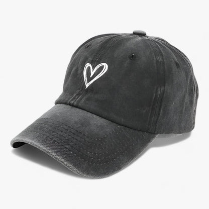 Baseball Cap in Used-Optik mit Herz-Stickerei – Verstellbare Freizeitmütze