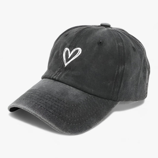Baseball Cap in Used-Optik mit Herz-Stickerei – Verstellbare Freizeitmütze
