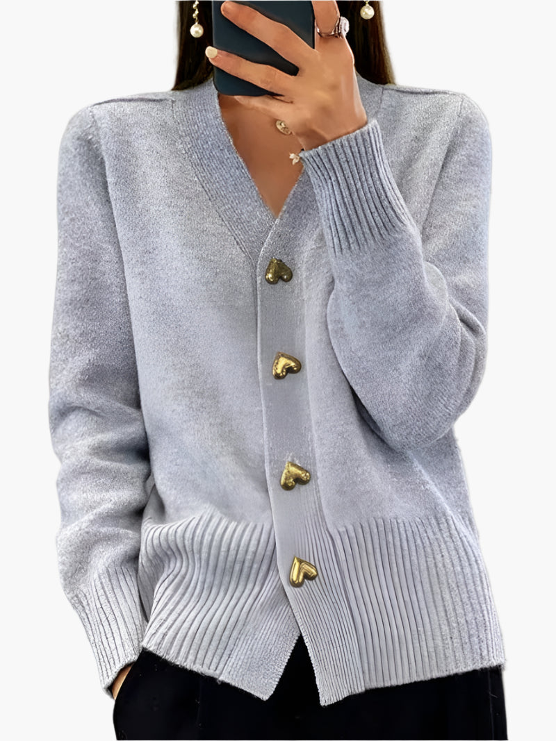 Damen Cardigan mit Herzknöpfen – Eleganter Strick für Herbst und Winter